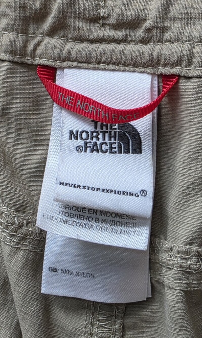The North Face Cargo Shorts-Women's Size 10/L - Picture 4 of 12